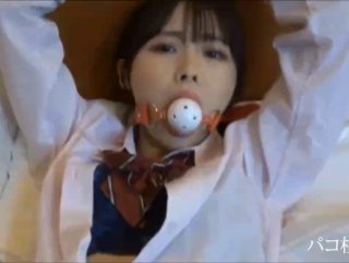 HUNTB-458 「ヤリたいならヤリたいって最初から言ってよ！私だってそのつもりで毎回ゴム持ってきてるし…」「ごめんなさい。ヤリたいです！」可愛い幼馴染に…